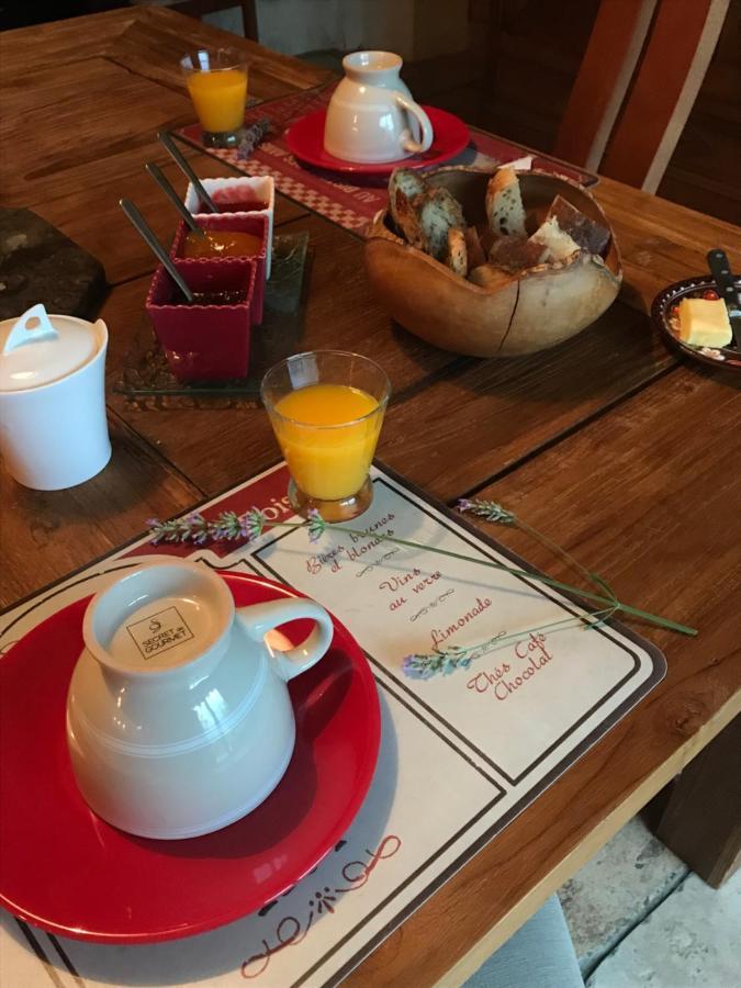 La Gravinette Bed & Breakfast Cruet Exterior foto
