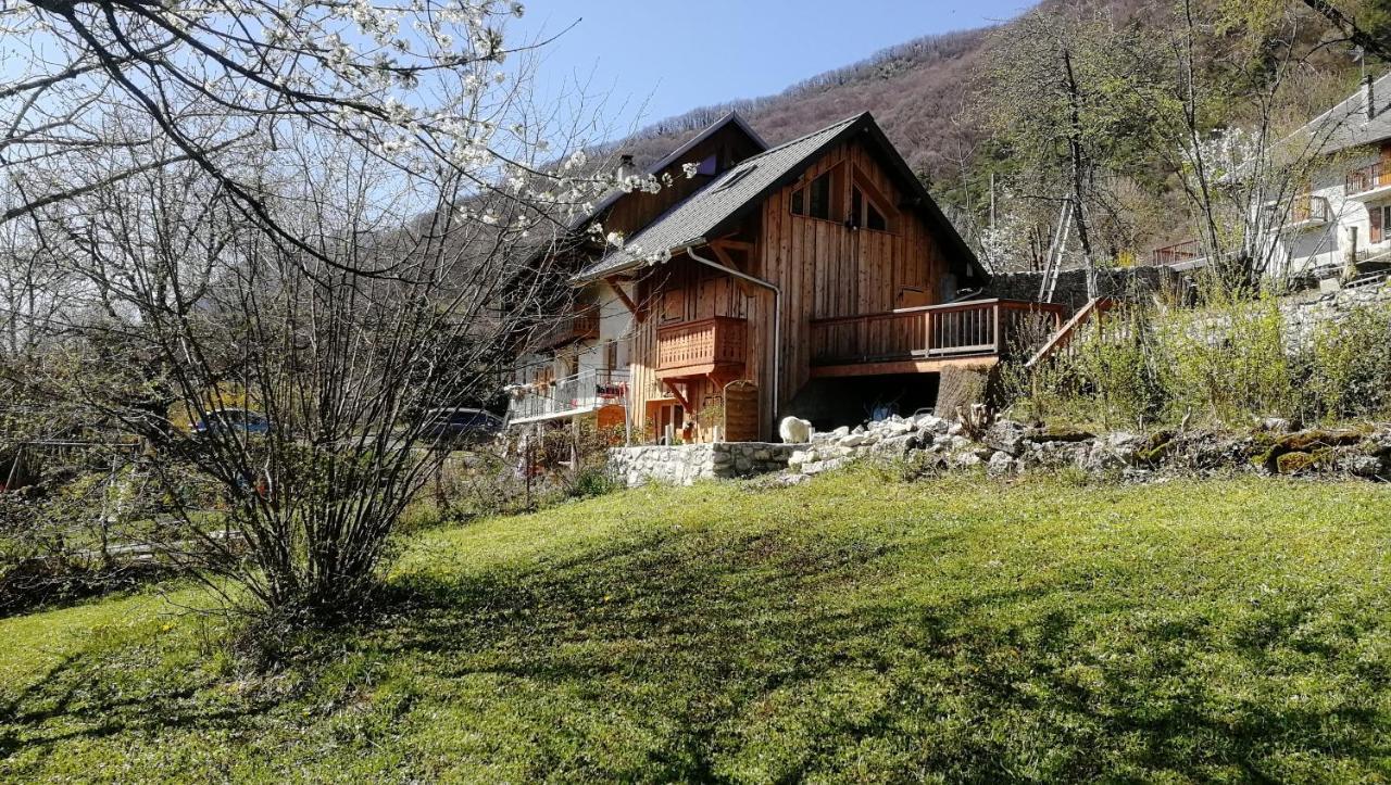 La Gravinette Bed & Breakfast Cruet Exterior foto